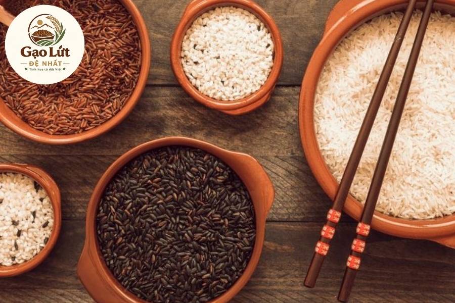 Gạo lứt huyết rồng 